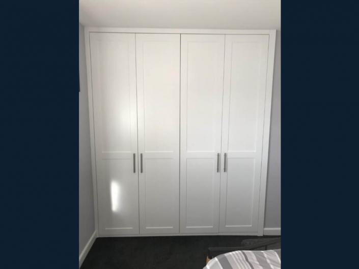 Bespoke wardrobe 3