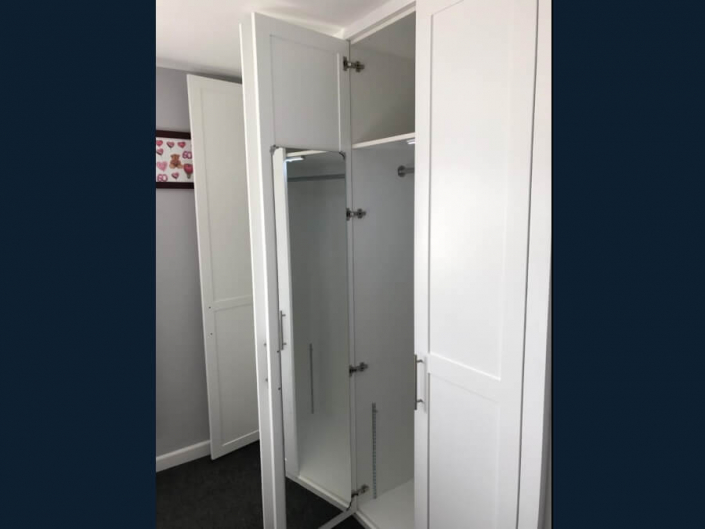 Bespoke wardrobe 5