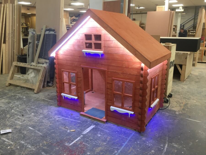 Playhouse 4