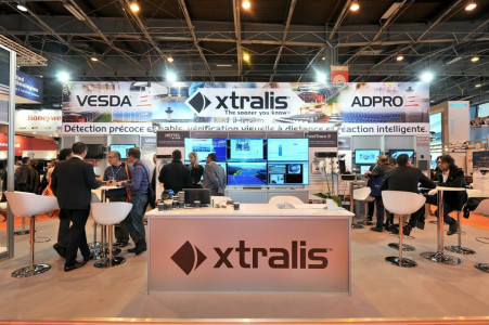 11m x 5m Linx exhibition stand - Xtralis