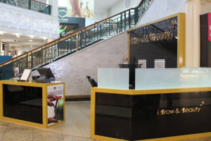 Shopping centre display - iBrow and Beauty 2